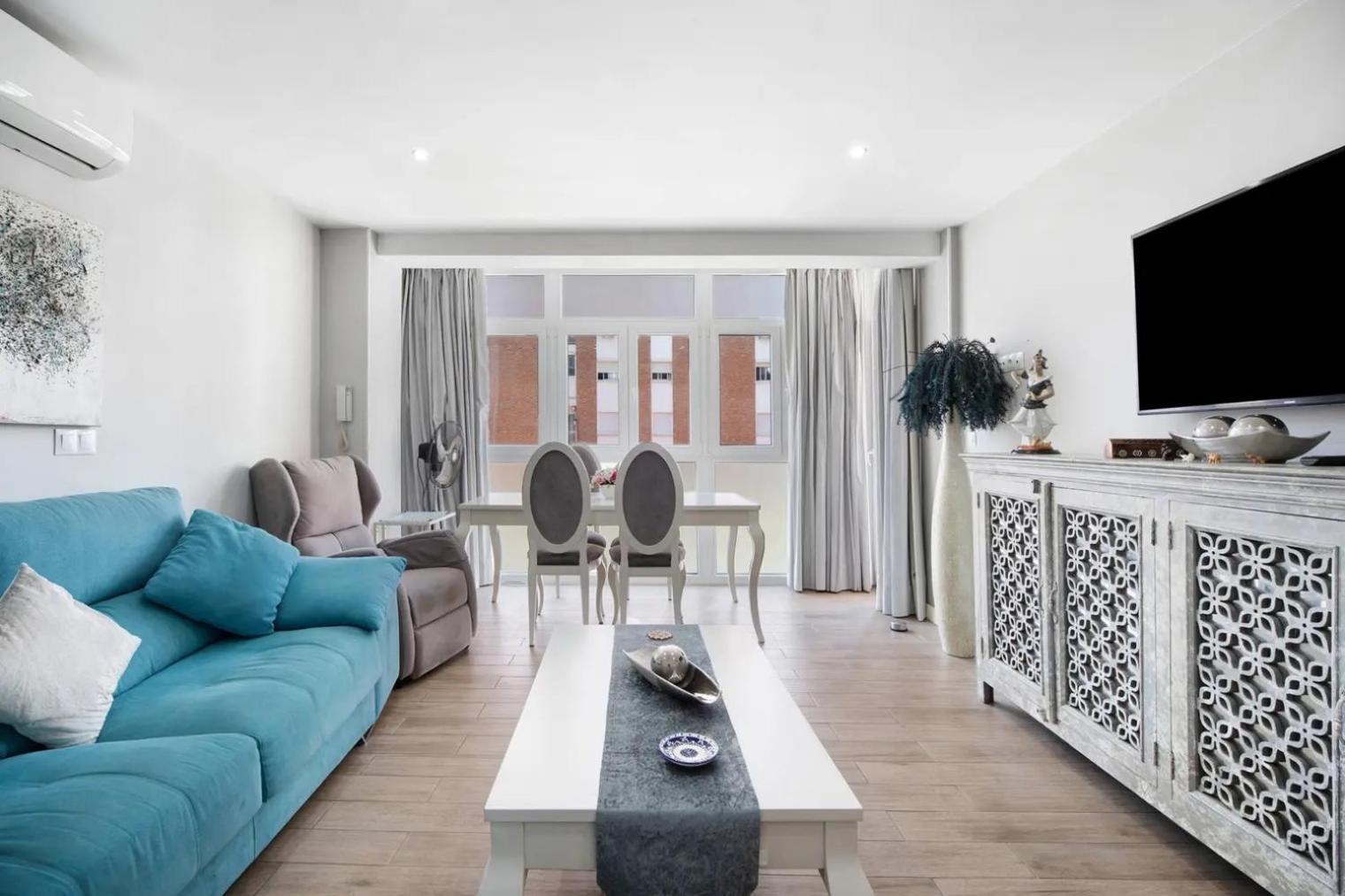 Cozy Room In Stylish Flat Just Steps From The Beach Cadiz Exterior photo